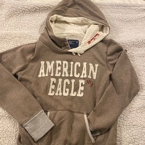 American Eagle Women’s Hoodie in Brown/Tan